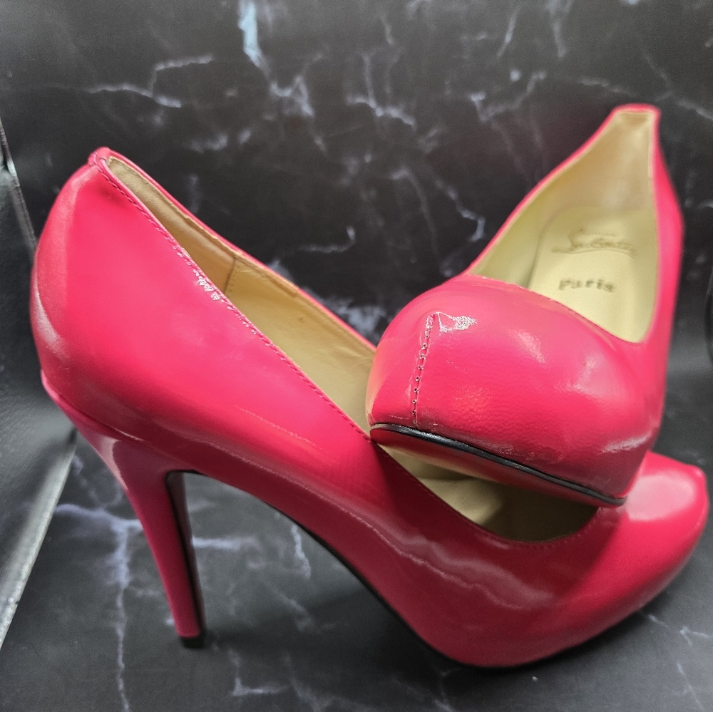 EUC Pink Patent Leather Fashion Heels